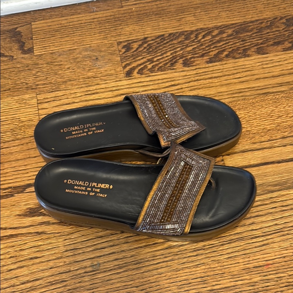 Donald J. Pliner Women's Brown Slide Sandals